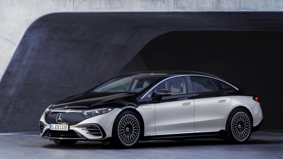 BMW gây thất vọng vì 7-Series phiên bản đặc biệt trông giống... Maybach - 2 BMW gây thất vọng vì 7-Series phiên bản đặc biệt trông giống... Maybach - 2