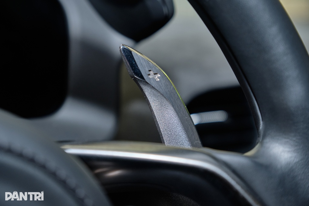 Siêu xe hybrid McLaren Artura có giá từ 15 tỷ đồng tại Việt Nam - 11