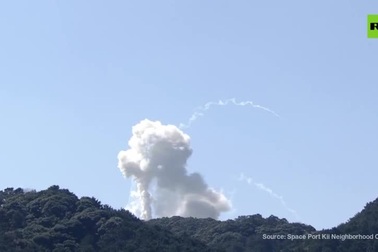 Tên lửa Nhật Bản phát nổ ngay sau khi phóng