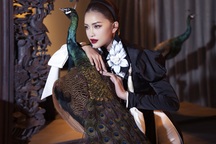 Ngọc Châu, Lê Hoàng Phương và Thu Uyên "đọ sắc" trong áo dài Lãnh Mỹ A