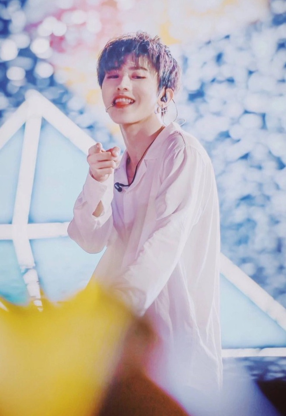 Show truyền hình thần tượng Trung Quốc lo lắng trước bão thanh trừng - 7 Show truyền hình thần tượng Trung Quốc lo lắng trước bão thanh trừng - 7