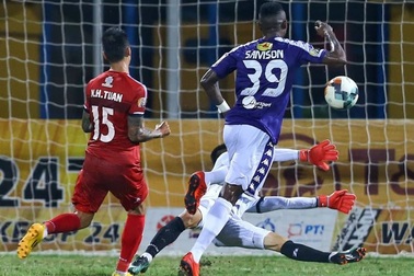 Vòng 7 V-League 2019: Tâm điểm của những tranh cãi