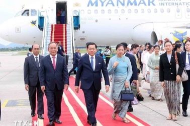 Tổng thống Myanmar và Phu nhân đến Hà Nội, bắt đầu thăm chính thức Việt Nam