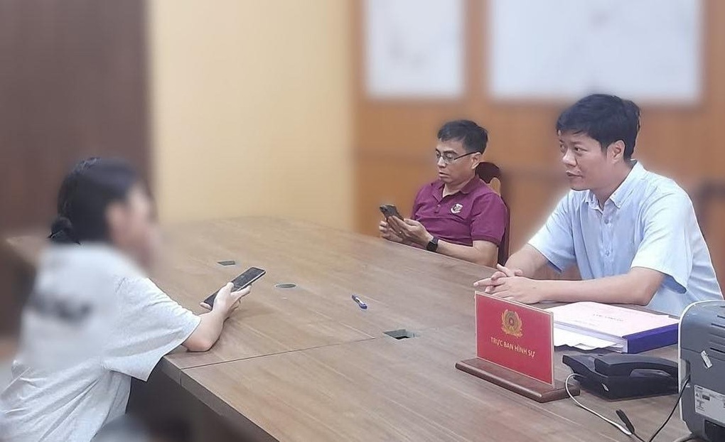 Giải cứu thiếu nữ 14 tuổi bị bắt cóc ở Đồng Nai - 1 Giải cứu thiếu nữ 14 tuổi bị bắt cóc ở Đồng Nai - 1
