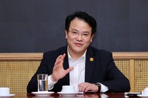 "Vắc xin Covid-19 quyết định cuộc chơi của các nền kinh tế"