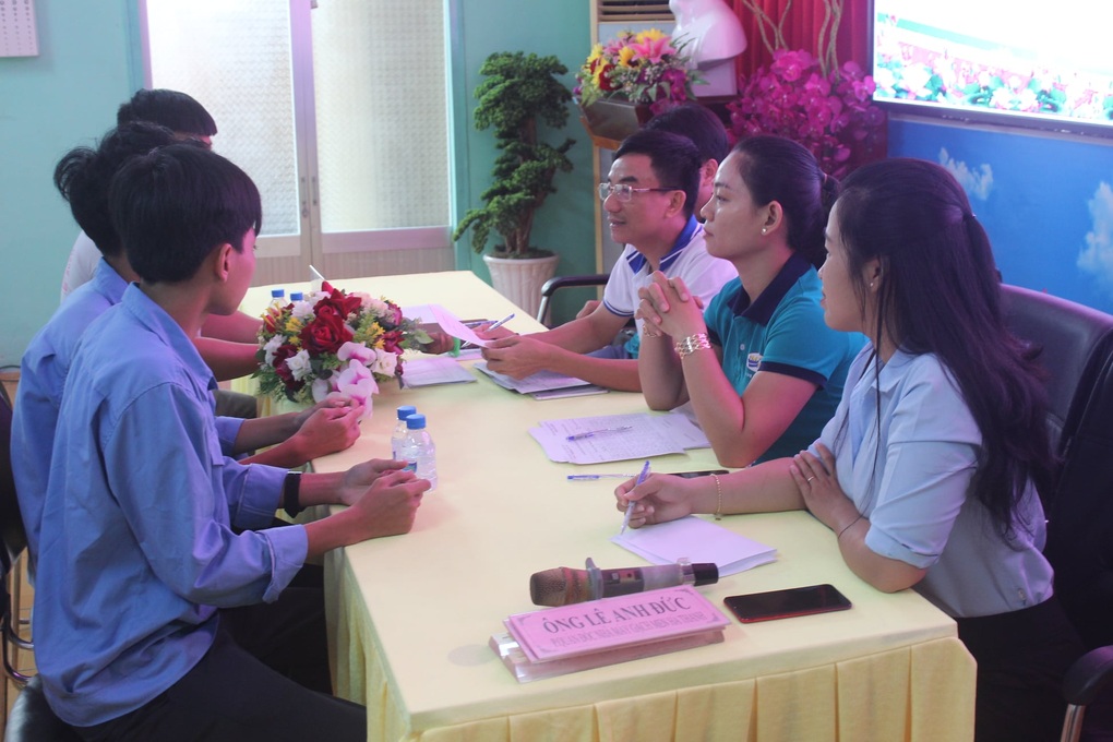 Đồng Tháp: Đẩy mạnh công tác truyền thông về bảo hiểm thất nghiệp - 1 Đồng Tháp: Đẩy mạnh công tác truyền thông về bảo hiểm thất nghiệp - 1