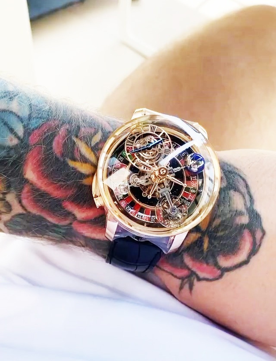 Ngỡ ngàng trước tiệc sinh nhật xa hoa cực đỉnh của Conor McGregor - 4 Ngỡ ngàng trước tiệc sinh nhật xa hoa cực đỉnh của Conor McGregor - 4