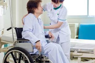 Nâng cao chất lượng khám chữa bệnh, cuộc đua không chỉ dành cho bệnh viện công