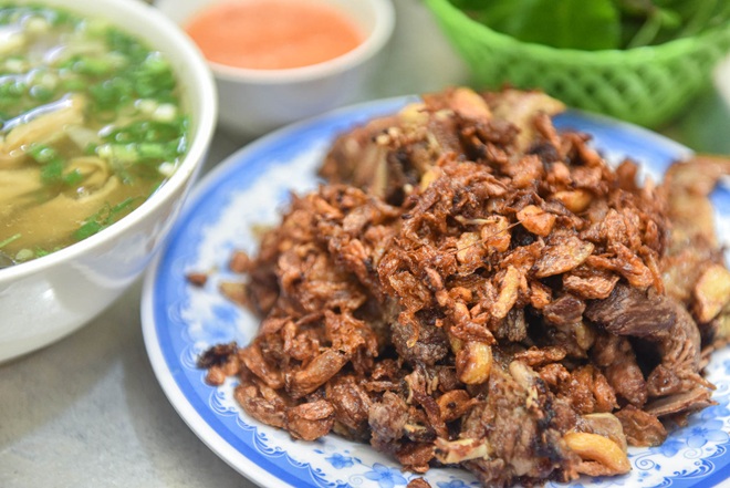 Nơi “khai sinh” món ngan cháy tỏi Hà Nội: Công thức trị giá cả tỷ đồng - 12 Nơi “khai sinh” món ngan cháy tỏi Hà Nội: Công thức trị giá cả tỷ đồng - 12