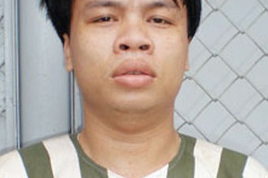 Khởi tố nghi can dùng dao lam rạch đùi thiếu nữ