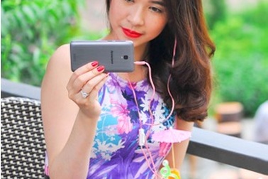 Những smartphone pin khủng của Lenovo