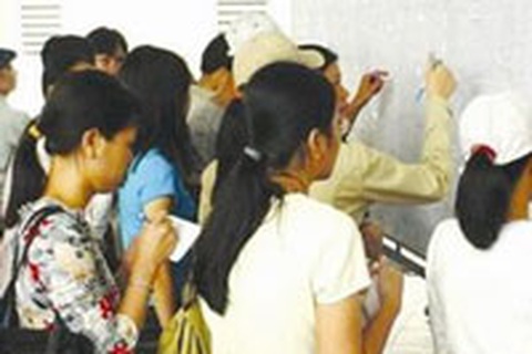 Trúng tuyển nhận giấy báo ở đâu? 