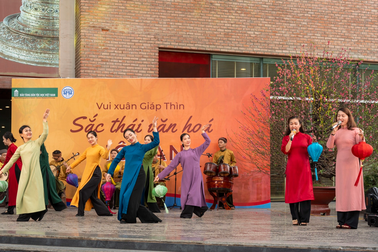 Du xuân và trải nghiệm "Sắc thái văn hóa Hội An" giữa lòng Thủ đô