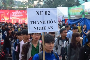 Ấm tình những chuyến xe xuân