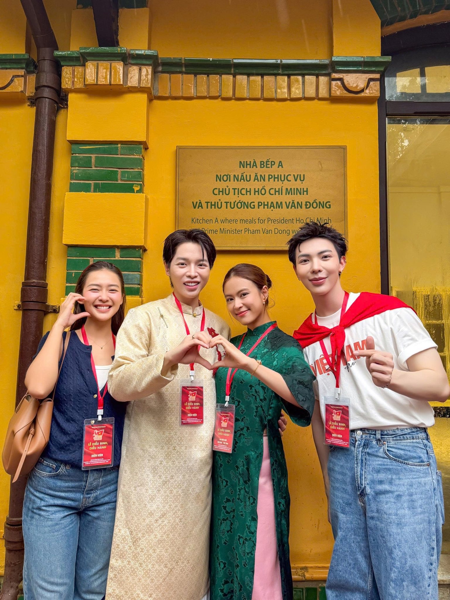Hoàng Thuỳ Linh lần đầu tiên công khai xuất hiện cùng Đen Vâu - 2