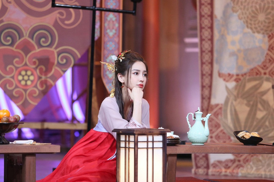 Angelababy đẹp xuất sắc với tạo hình cổ trang - 7 Angelababy đẹp xuất sắc với tạo hình cổ trang - 7