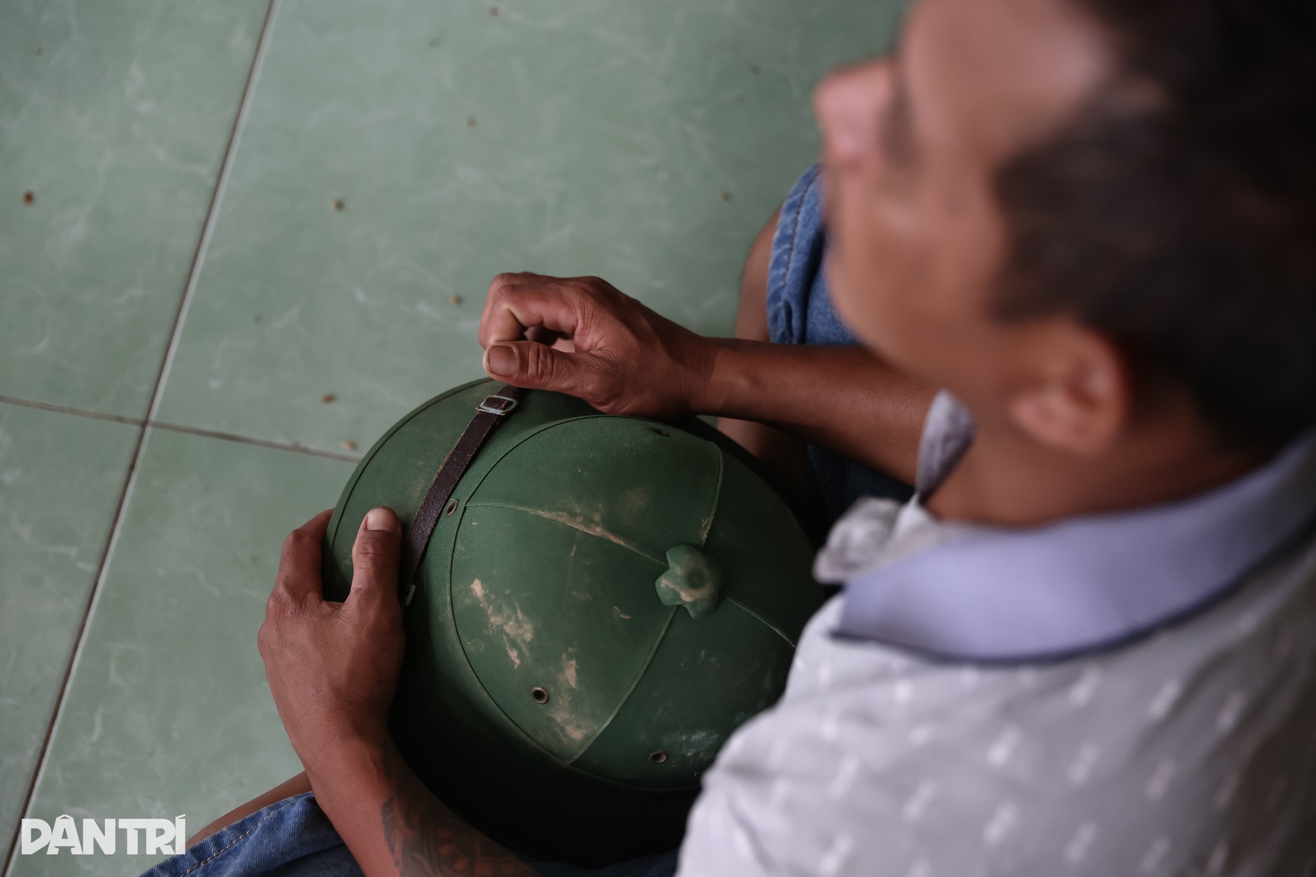 Người hùng cứu gần 70 mạng người trong trận lũ kinh hoàng ở vùng Phú Yên - 4 Người hùng cứu gần 70 mạng người trong trận lũ kinh hoàng ở vùng Phú Yên - 4