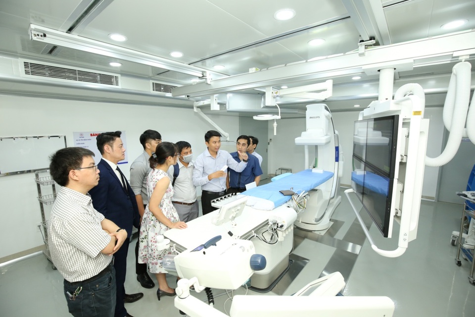 Bệnh viện Vạn Hạnh triển khai kỹ thuật DSA hiện đại - 4 Bệnh viện Vạn Hạnh triển khai kỹ thuật DSA hiện đại - 4