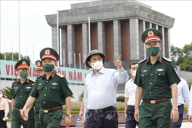 Thủ tướng: Bảo vệ Lăng Bác xứng đáng với tình cảm của dân tộc đối với Người