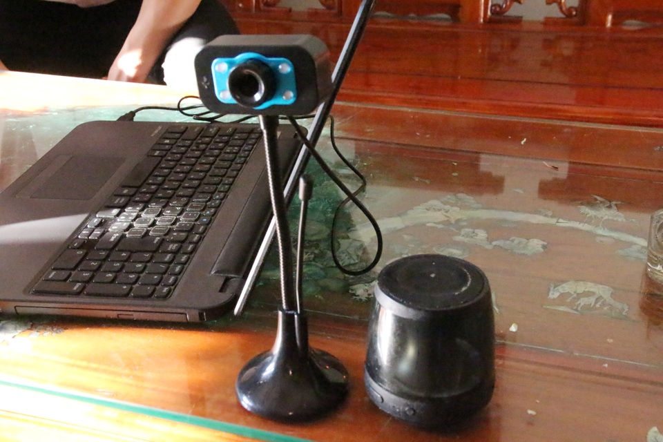 Hai học sinh lớp 12 nghiên cứu hệ thống giám sát người đeo khẩu trang - 2