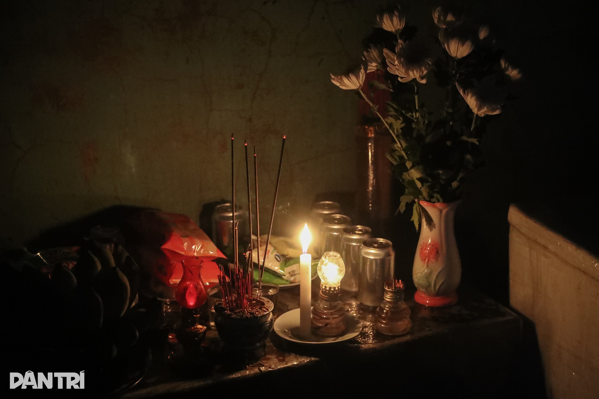 Những đêm không ngủ của người dân rốn lũ Hòa Thịnh - 1