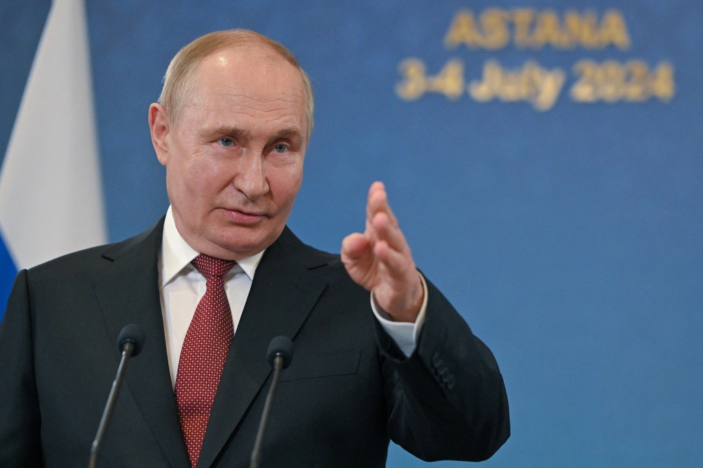 Tổng thống Putin ra quyết định về đòn đáp trả cuộc đột kích của Ukraine - 1 Tổng thống Putin ra quyết định về đòn đáp trả cuộc đột kích của Ukraine - 1