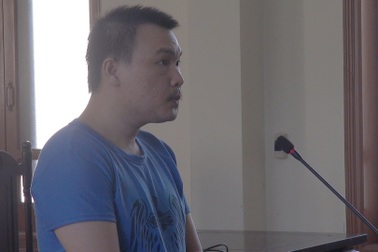 Án tù cho nam thanh niên chém thầy giáo cũ