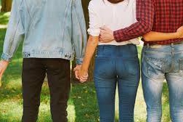 Thành phố "kỳ lạ" cho phép người dân lập gia đình với nhiều người cùng lúc