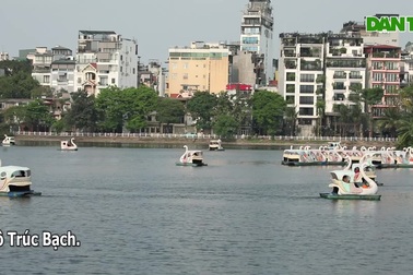 Vắng khách tại các điểm vui chơi ở Hà Nội ngày Giỗ Tổ Hùng Vương