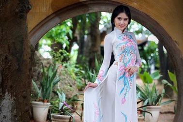 Thí sinh xinh đẹp được giám khảo Vietnam’s Nex Top Model “xúi” thi hoa hậu