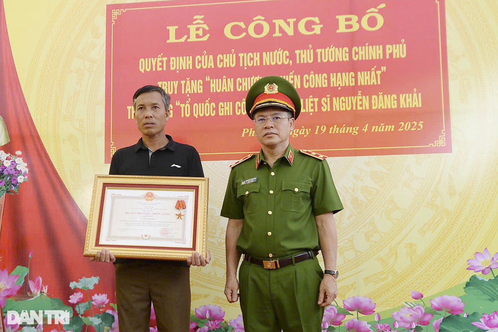 Thiếu tá công an hy sinh: Tấm bằng thạc sĩ dang dở và lễ cưới chưa tổ chức - 3 Thiếu tá công an hy sinh: Tấm bằng thạc sĩ dang dở và lễ cưới chưa tổ chức - 3