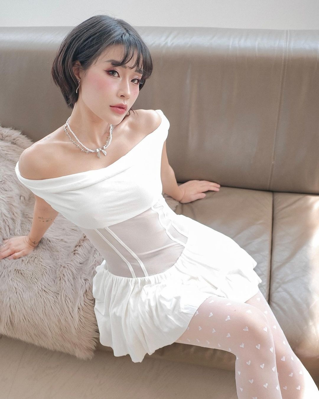 View - Vợ hot girl của Rhymastic: "Mẹ một con" quyến rũ, chăm khoe dáng với bikini | Báo Dân trí