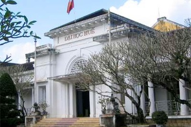 ĐH Huế tuyển thẳng người nước ngoài vào học