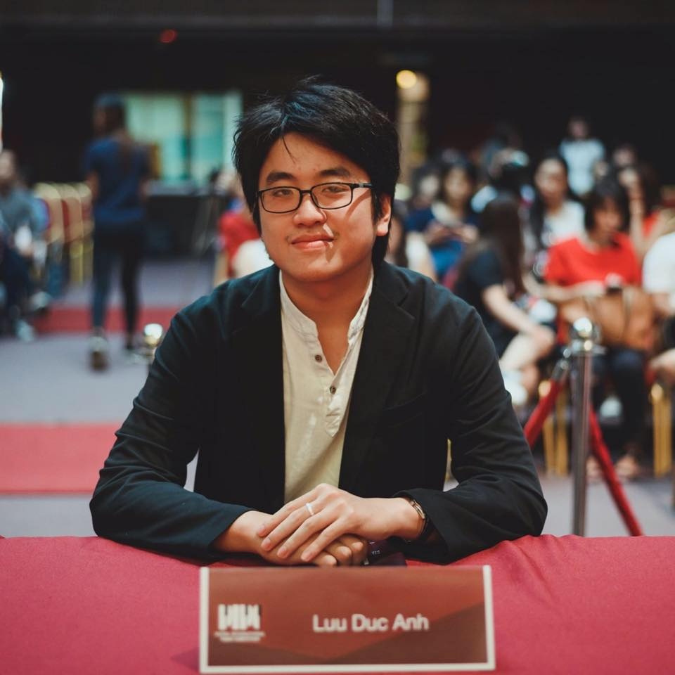 Giảng viên 9x kể chuyện kiếm được vợ là BTV Thời sự xinh đẹp nhờ piano - 1 Giảng viên 9x kể chuyện kiếm được vợ là BTV Thời sự xinh đẹp nhờ piano - 1