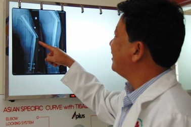 Đinh đóng vô người đừng quên lấy ra