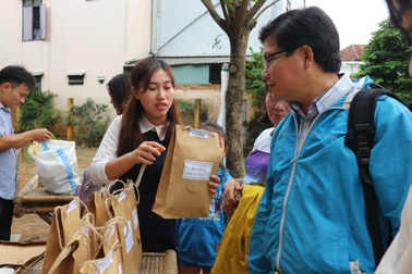 Du lịch Hội An nói không với rác thải nhựa