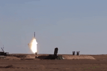 "Rồng lửa" S-400 Nga diễn tập "bẻ gãy" đòn tập kích tên lửa quy mô lớn