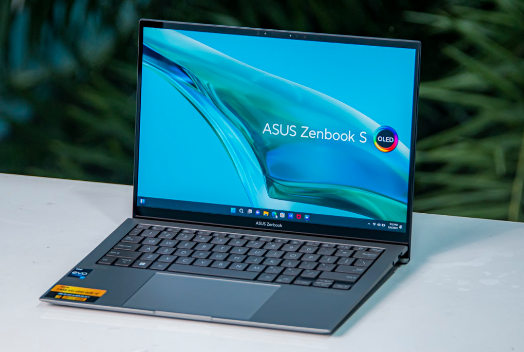Zenbook S 13 OLED - laptop mỏng nhẹ hàng đầu thế giới - 4 Zenbook S 13 OLED - laptop mỏng nhẹ hàng đầu thế giới - 4
