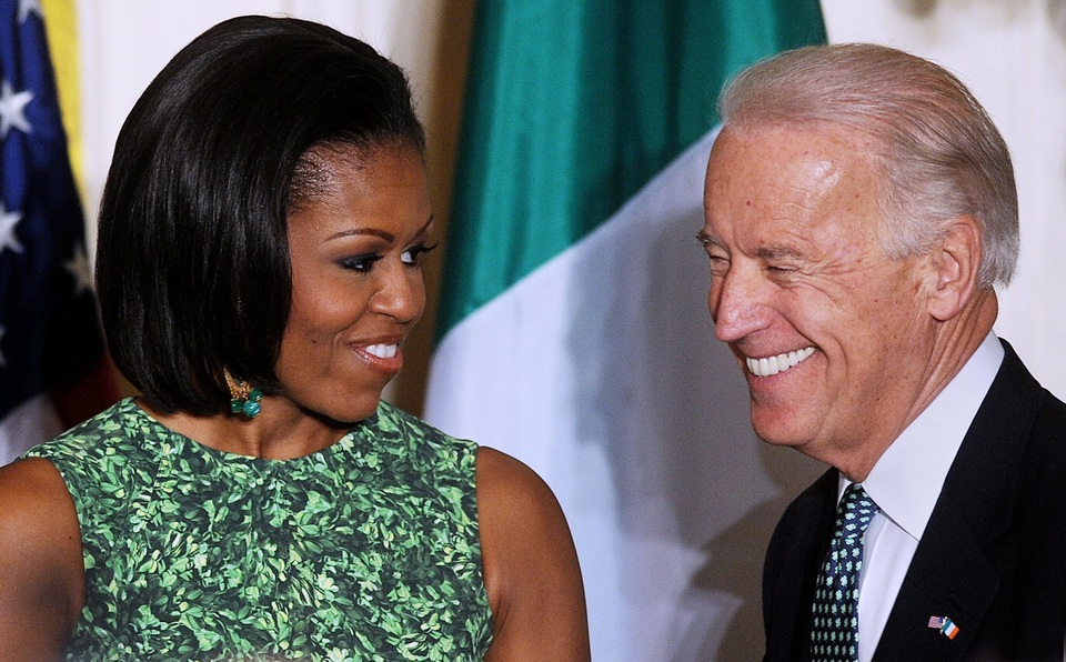 Ông Biden muốn chọn bà Obama làm ứng viên phó tổng thống ngay tức thì - 1 Ông Biden muốn chọn bà Obama làm ứng viên phó tổng thống ngay tức thì - 1