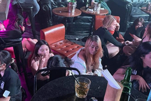 Cảnh sát Campuchia đột kích các hộp đêm, hàng trăm người bị bắt giữ