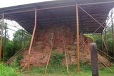 Tháp F1 của di sản thế giới Mỹ Sơn có nguy cơ đổ sập