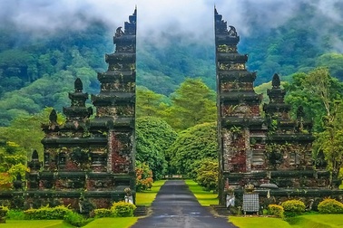 Tổ chức cầu nguyện khi 15.000 khách Trung Quốc hủy tour vì dịch bệnh