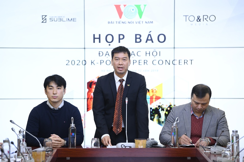 Ban tổ chức giữ kín kinh phí “khủng” mời dàn sao Hàn sang Việt Nam - 3 Ban tổ chức giữ kín kinh phí “khủng” mời dàn sao Hàn sang Việt Nam - 3