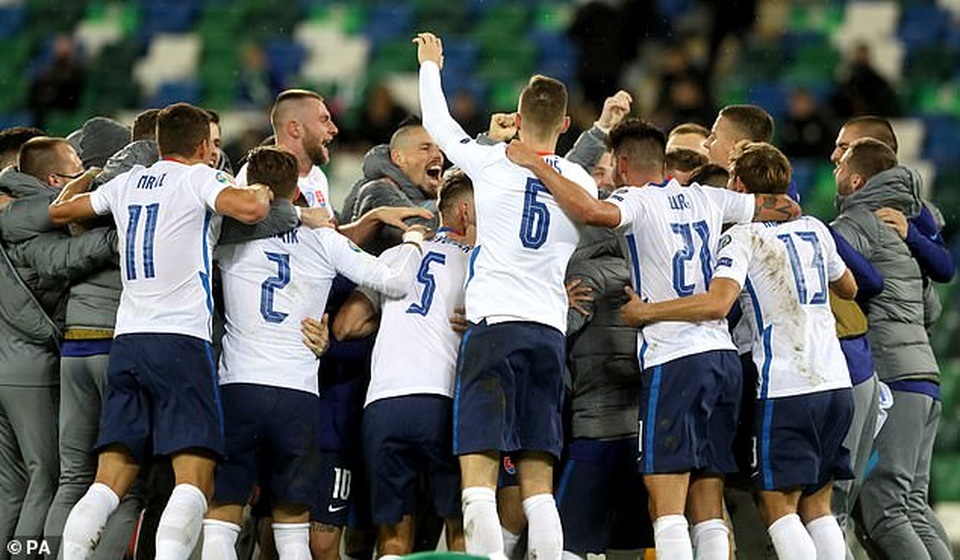 Xác định xong 4 đội bóng cuối cùng dự Euro 2020 - 11 Xác định xong 4 đội bóng cuối cùng dự Euro 2020 - 11