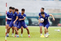 Các HLV hàng đầu châu Á nói gì về cầu thủ Việt Nam và HA Gia Lai?