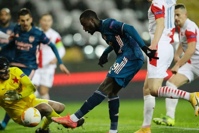 Arsenal đánh bại Slavia Prague ở tứ kết Europa League - Ảnh 1. Arsenal đánh bại Slavia Prague ở tứ kết Europa League - Ảnh 1.
