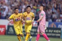 CLB Thanh Hóa hòa TPHCM, CLB Bình Định thắng đậm HL Hà Tĩnh