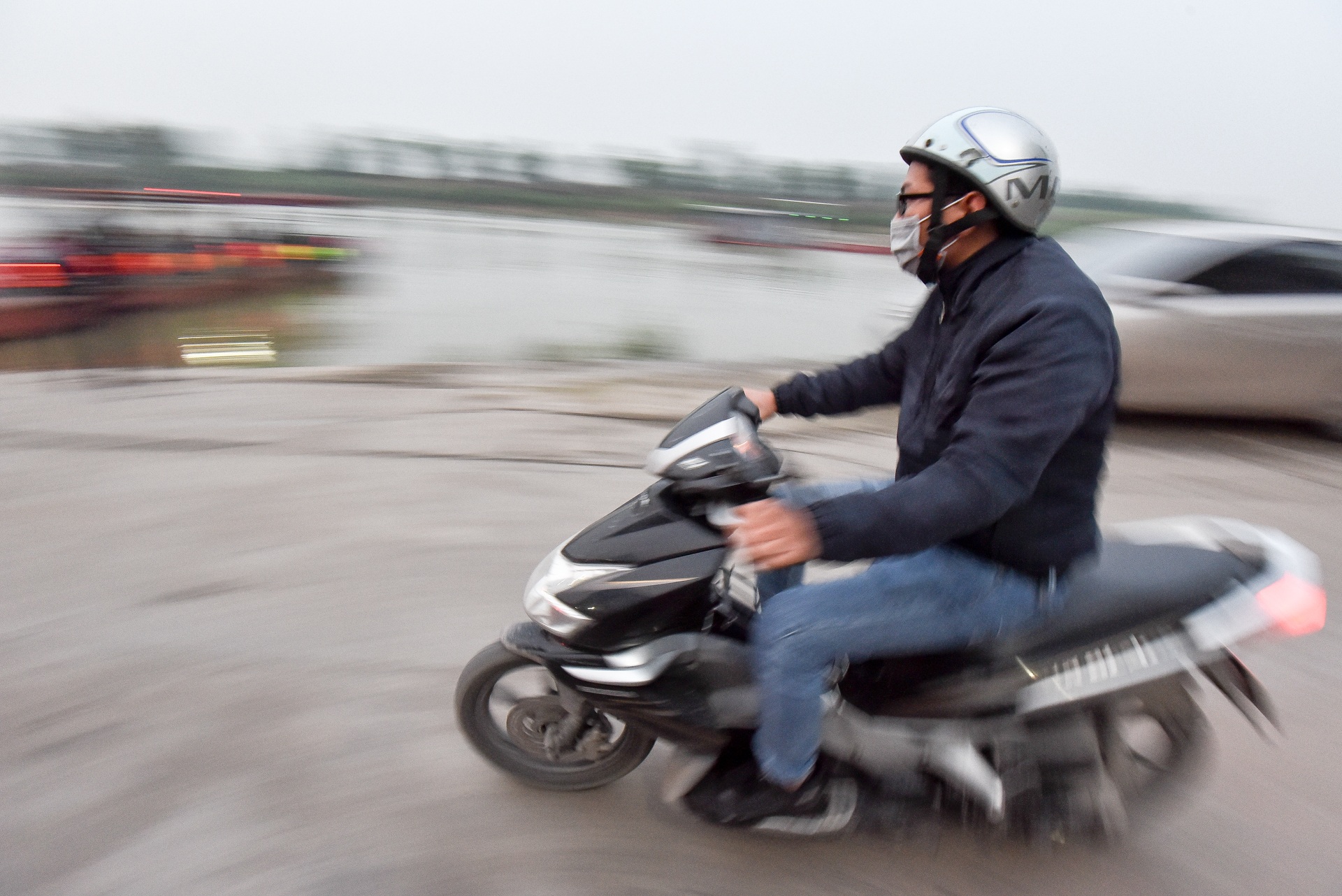 Hải Dương: Dẹp yên bến phà này, lại ùn ùn chen chúc tại bến khác - 12