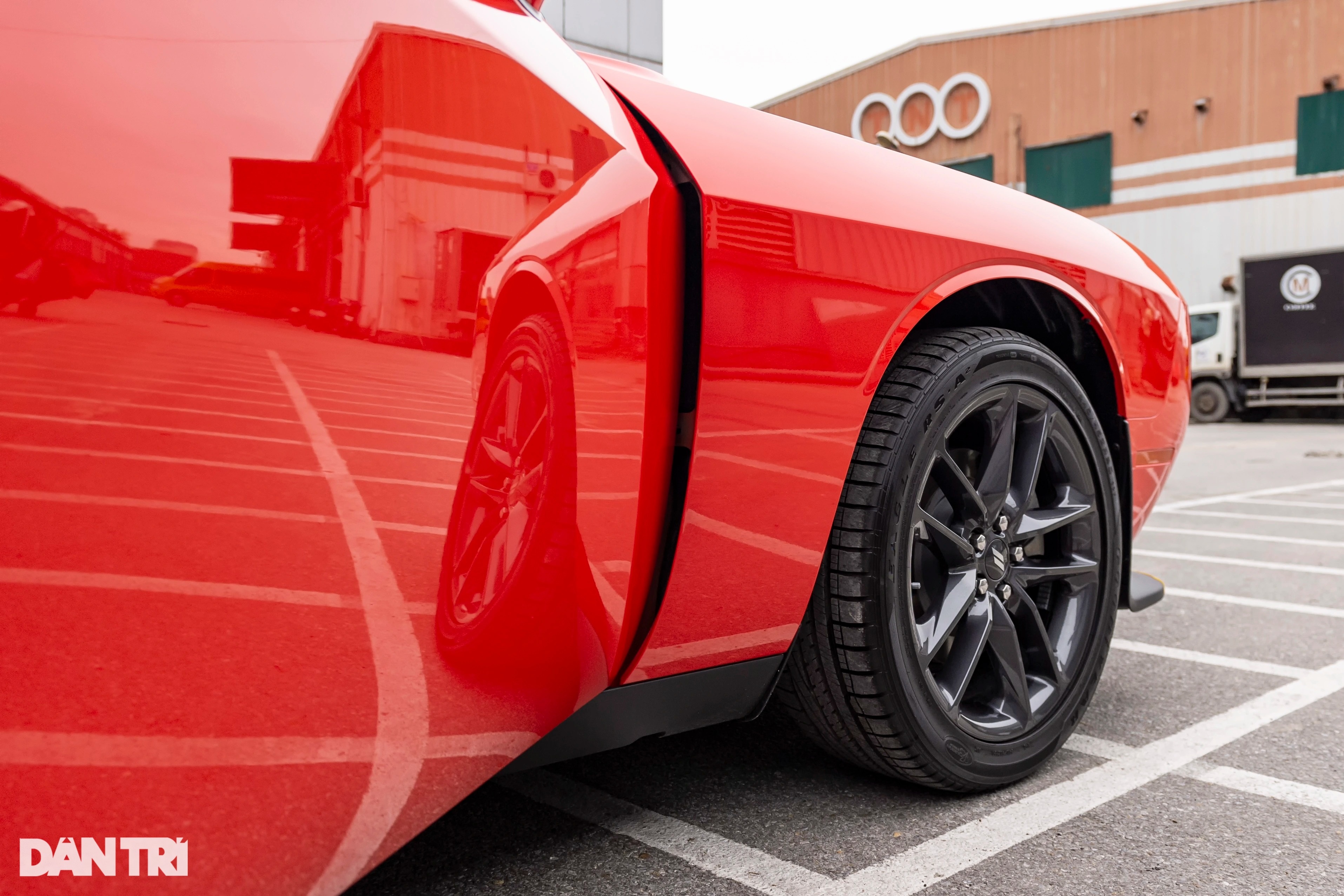 Dodge Challenger GT 2021 màu độc về Việt Nam, giá khoảng 3,8 tỷ đồng - 2 Dodge Challenger GT 2021 màu độc về Việt Nam, giá khoảng 3,8 tỷ đồng - 2