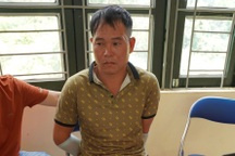 Vừa hết án 16 năm tù vì ma túy, gã trai lại vận chuyển 5 bánh heroin